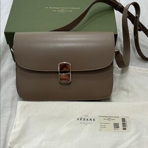 Sezane Milo Classic in Taupe